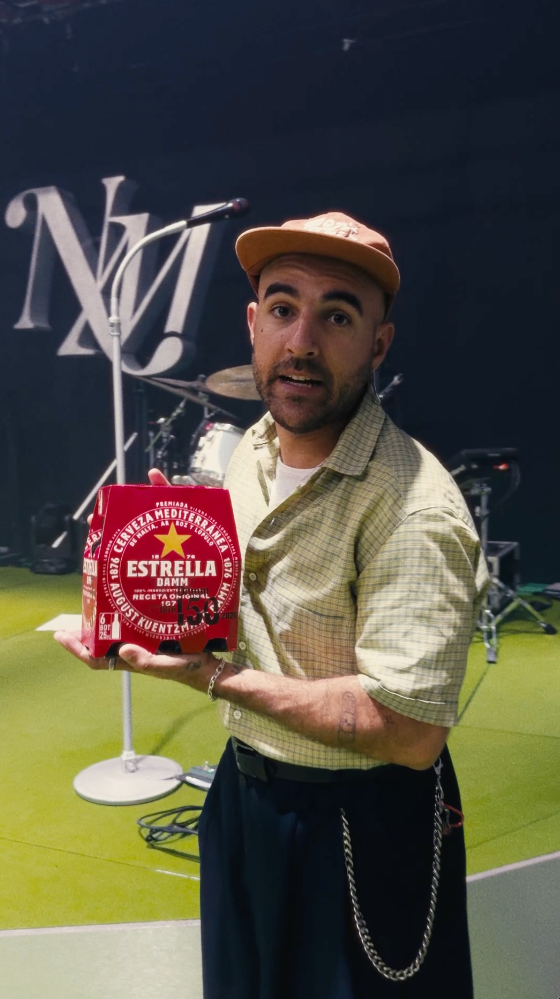 ESTRELLA DAMM X NIL MOLINER
